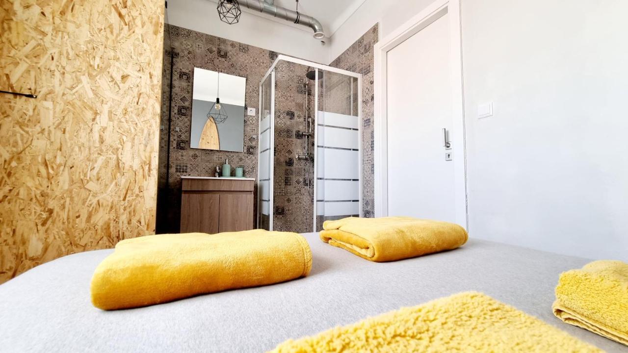 Family Surf Home - Hostel Mafra Exterior photo